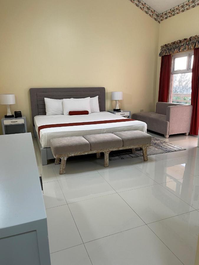 Hotel Grand A View Montego Bay Dış mekan fotoğraf
